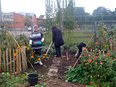 Tuinclub Lavanda beplant in razend tempo de Moskee