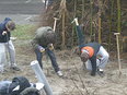 Compostbakken bouwen met leerlingen van de GSR