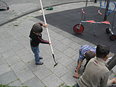 kinderen fotograferen de Regenboog.